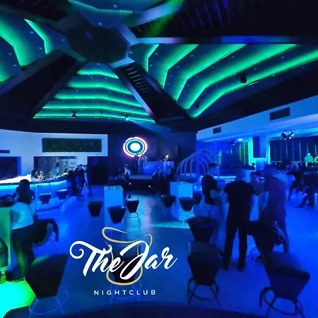 Hemus - Vratza ホテル